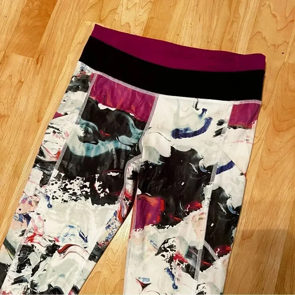 Lululemon Multi-Color Purple Black and White Speed Tight III Women’s 4